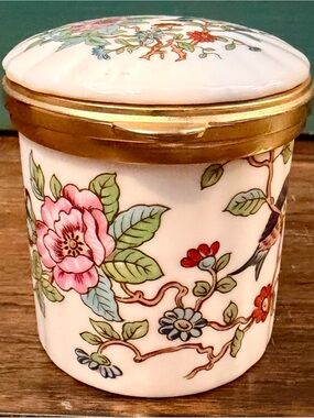 Vintage Aynsley Pembroke Trinket Pot with Gold Trim 2.5”